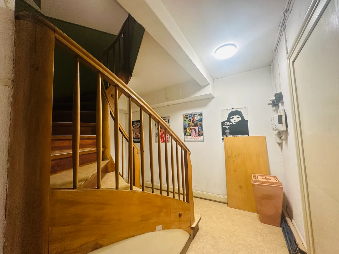 Great, well-preserved multi-family house in a perfect location - Photo 4 of 22