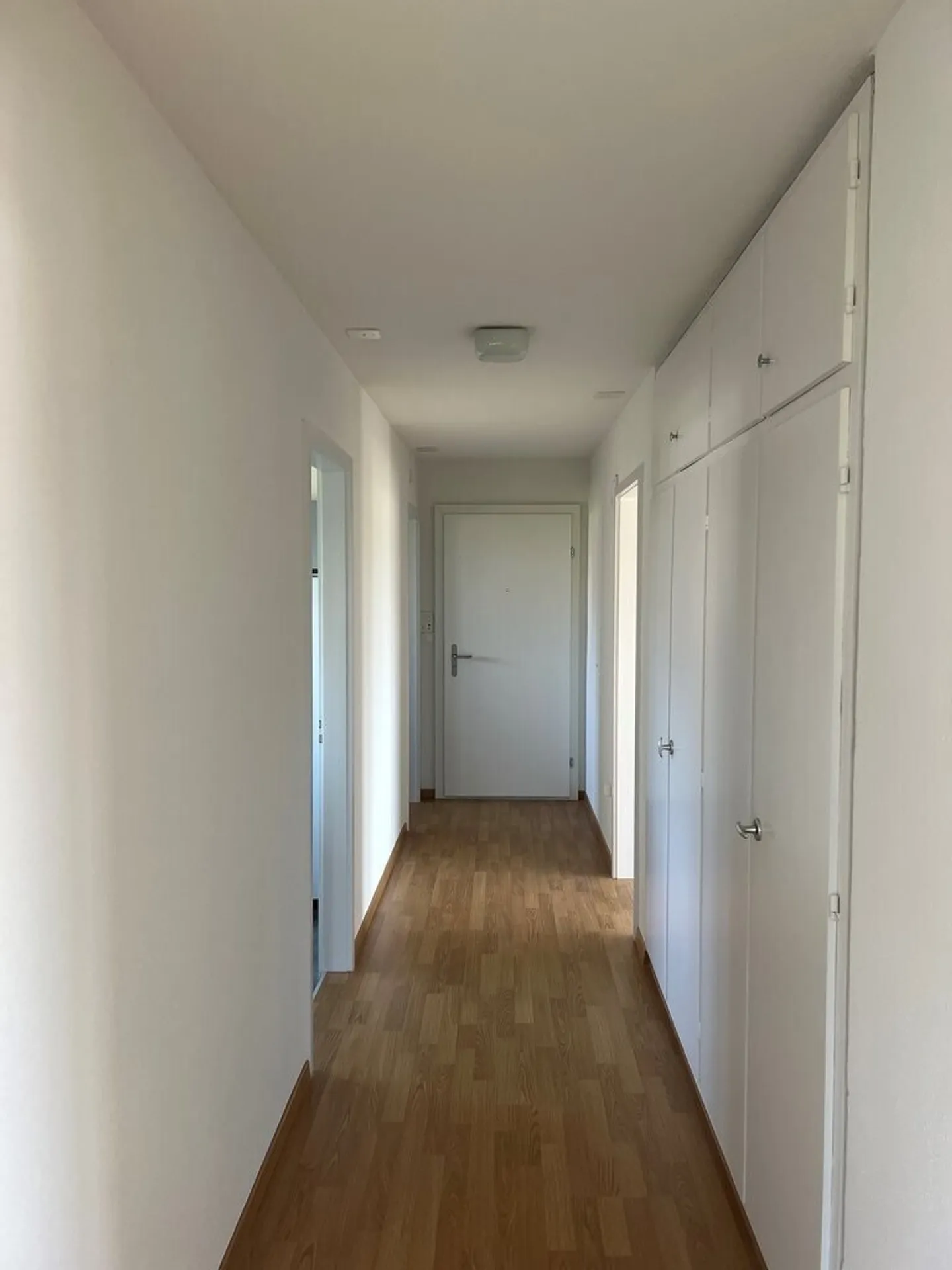 Appartement 4 pièces confortable - Photo 7 sur 9