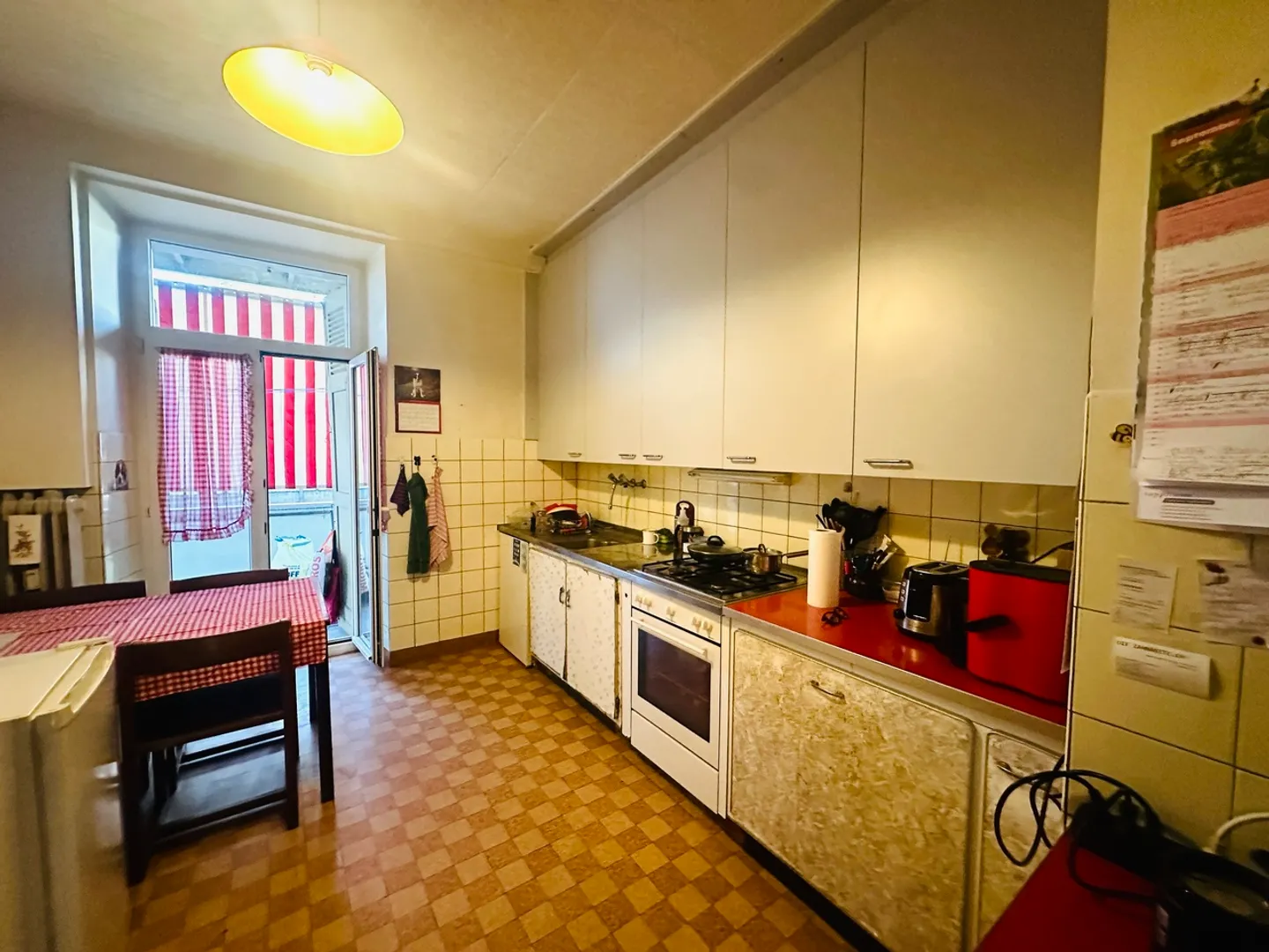Great, well-preserved multi-family house in a perfect location - Photo 21 of 22