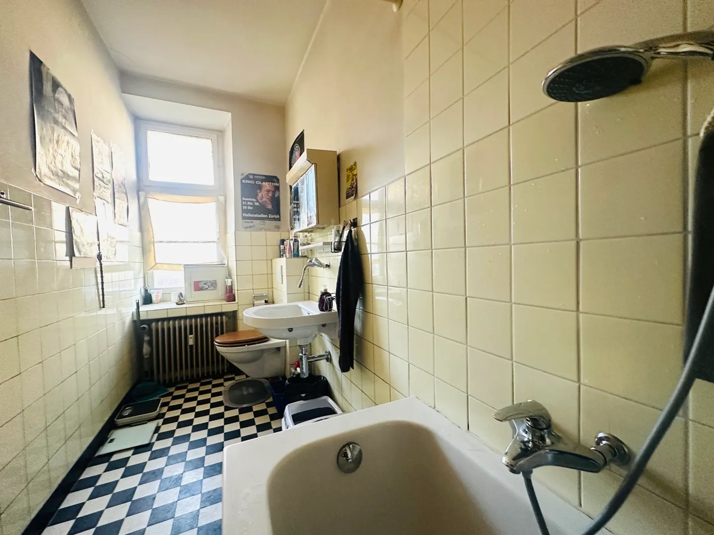 Great, well-preserved multi-family house in a perfect location - Photo 22 of 22