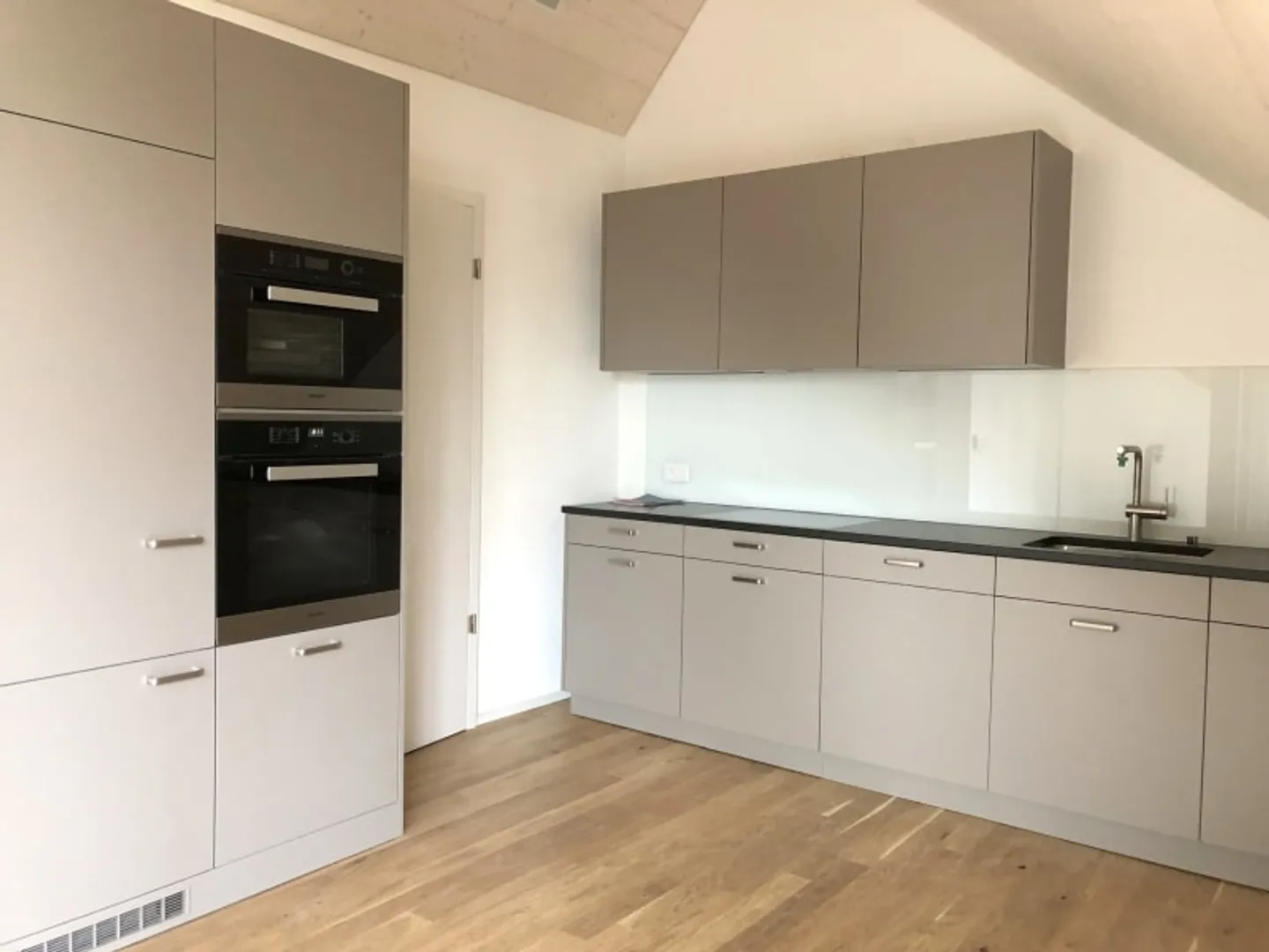 Appartamento duplex moderno di 3,5 locali - Foto 2 di 7