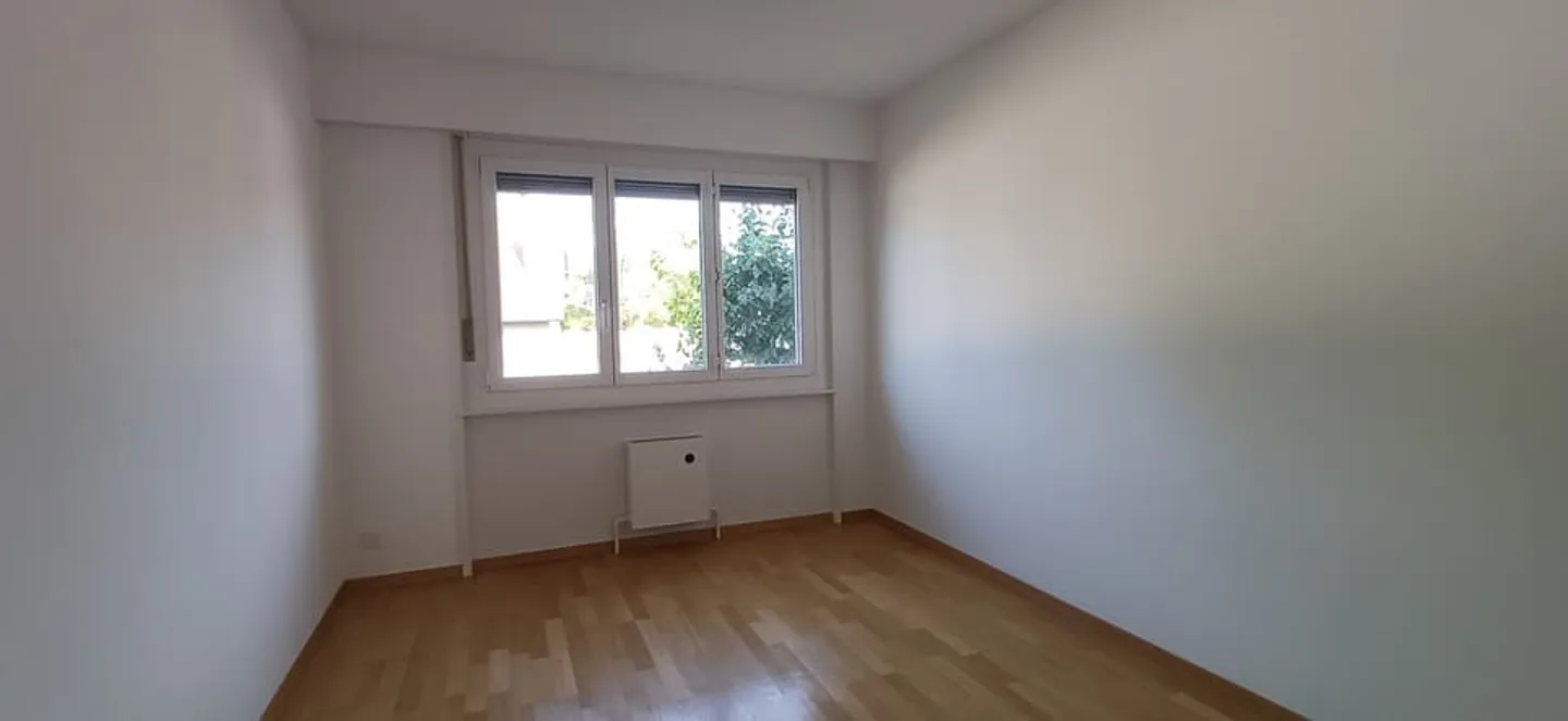 Rare occasion. Bright 3.5 room apartment for sale. CHF 788,000 - Photo 4 of 12