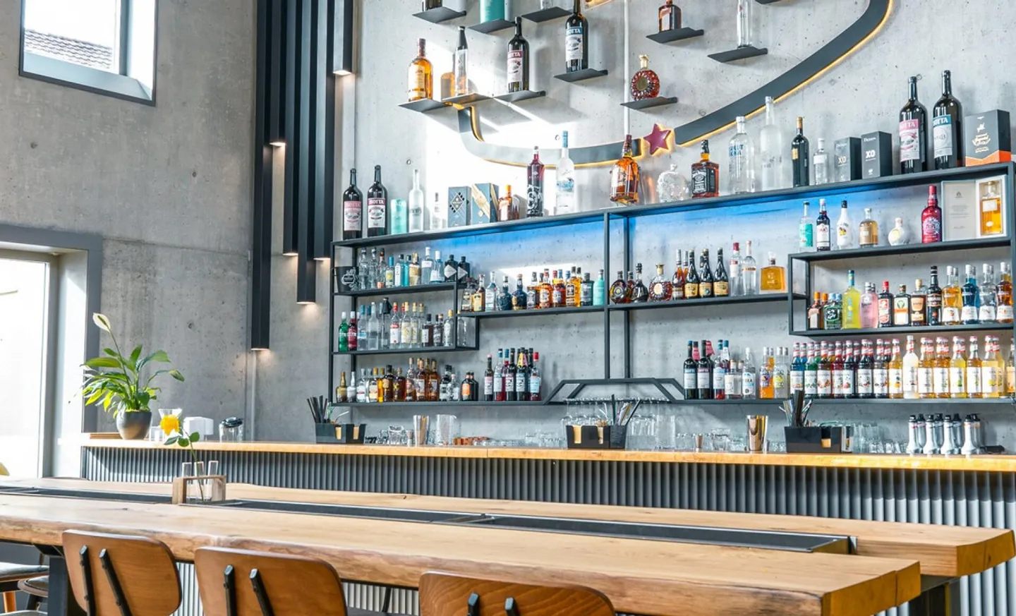 Successful Restaurant & Bar in the Greater Aarau Area - Photo 1 of 3