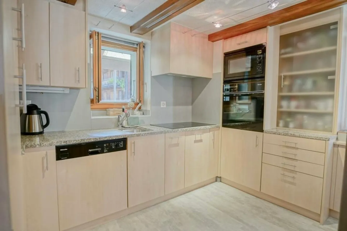 Chalet 5,5 stanze - Foto 3 di 10