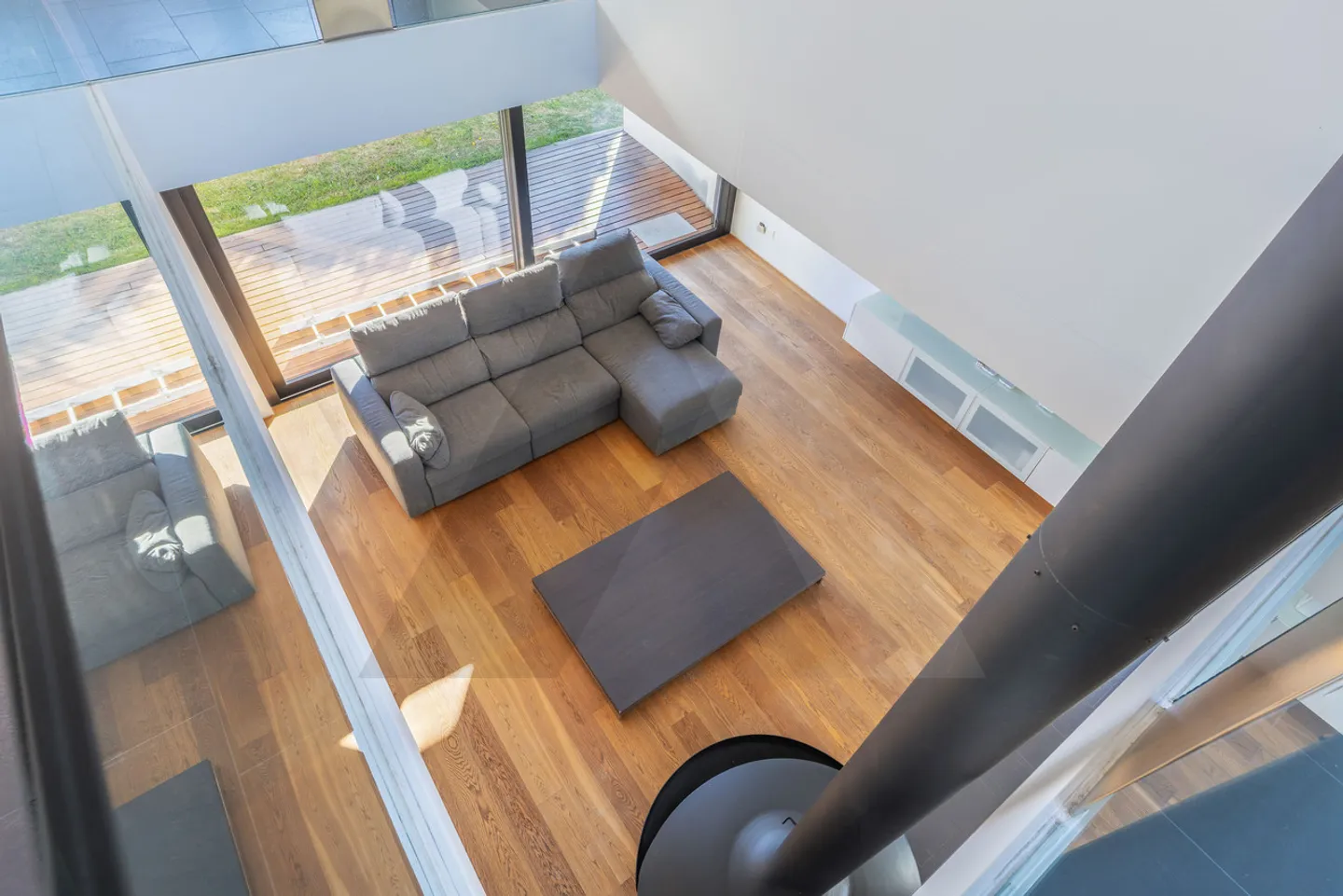 DESIGN-VILLA IN EINER SONNIGEN LAGE IN SAN PIETRO - Foto 2 von 14