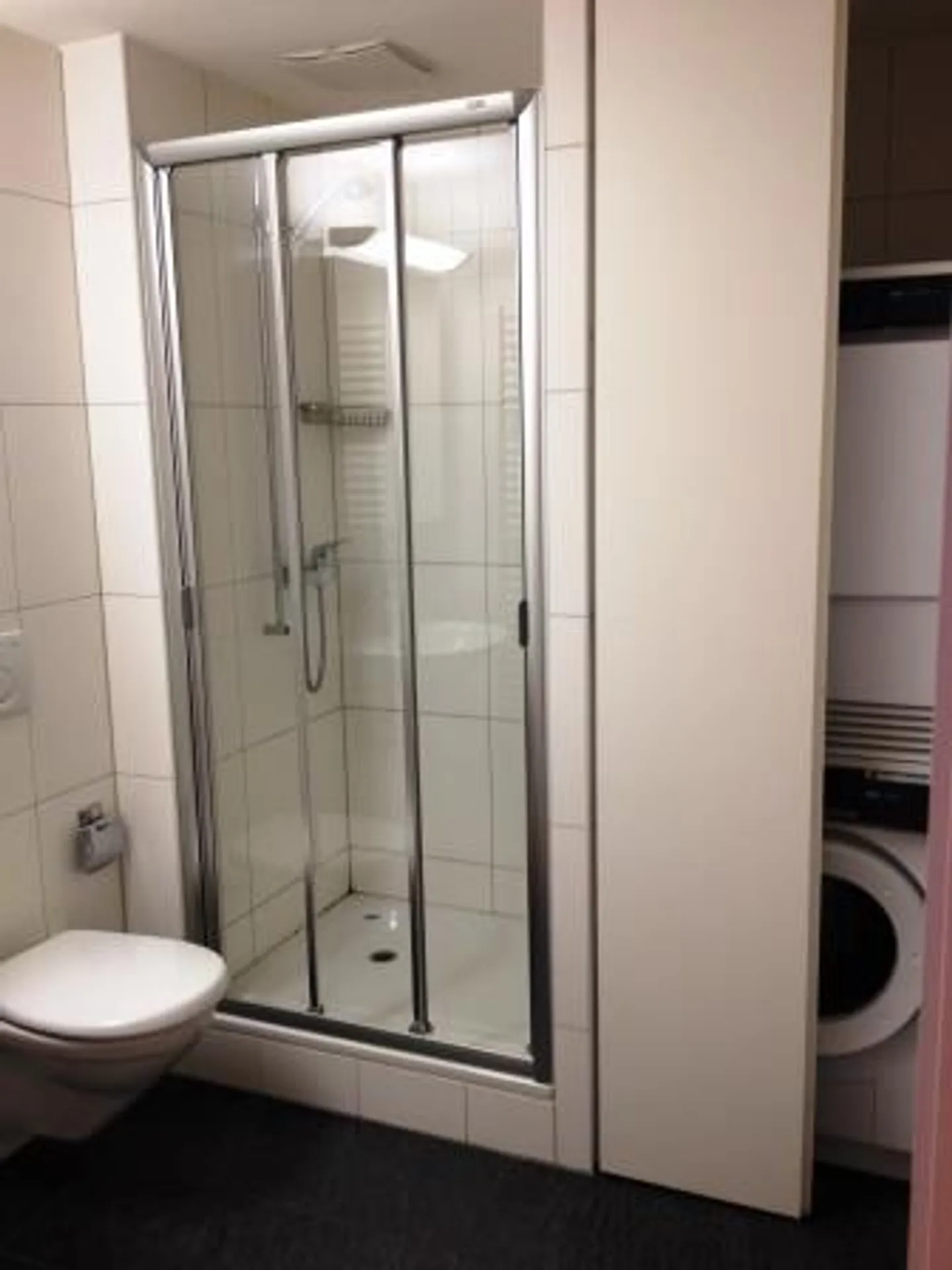 Spacious Apartment in Old Town - Photo 6 of 9