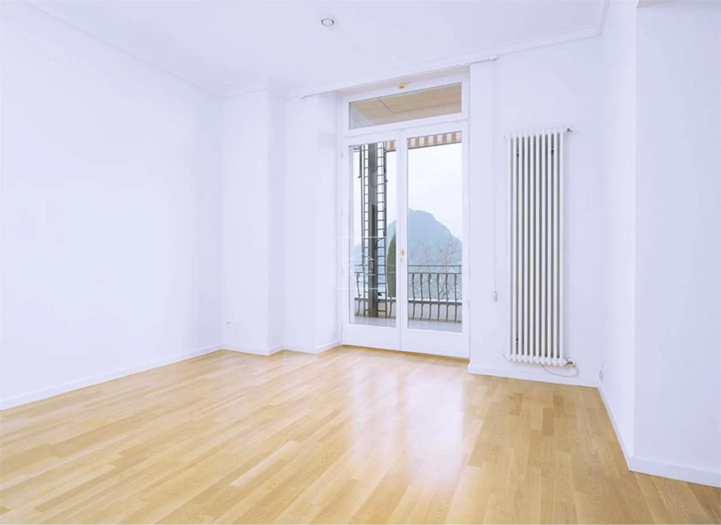 Appartamento 6,5 locali con bellissima vista lago - Photo 4 sur 13