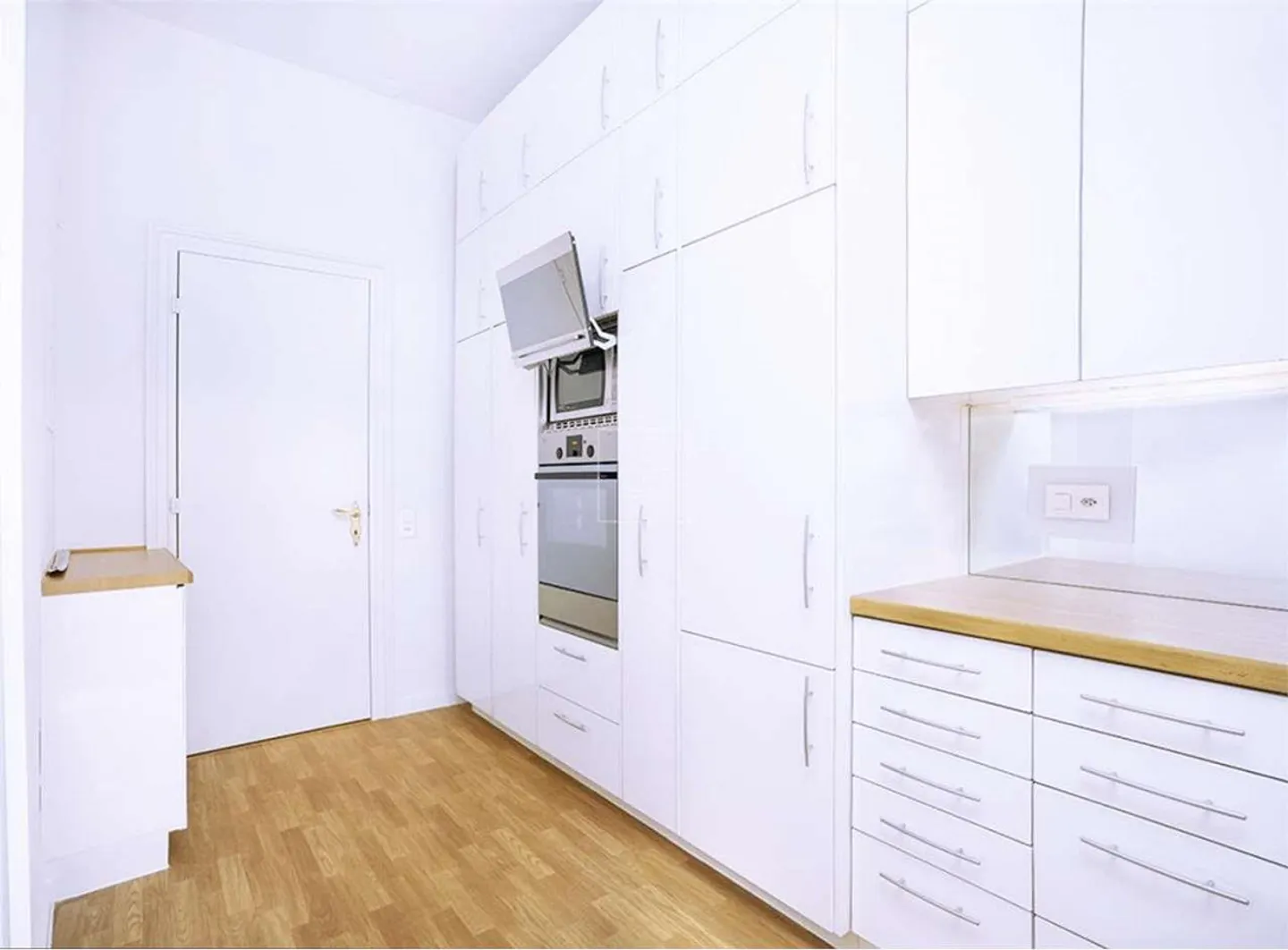 Appartamento 6,5 locali con bellissima vista lago - Photo 8 sur 13