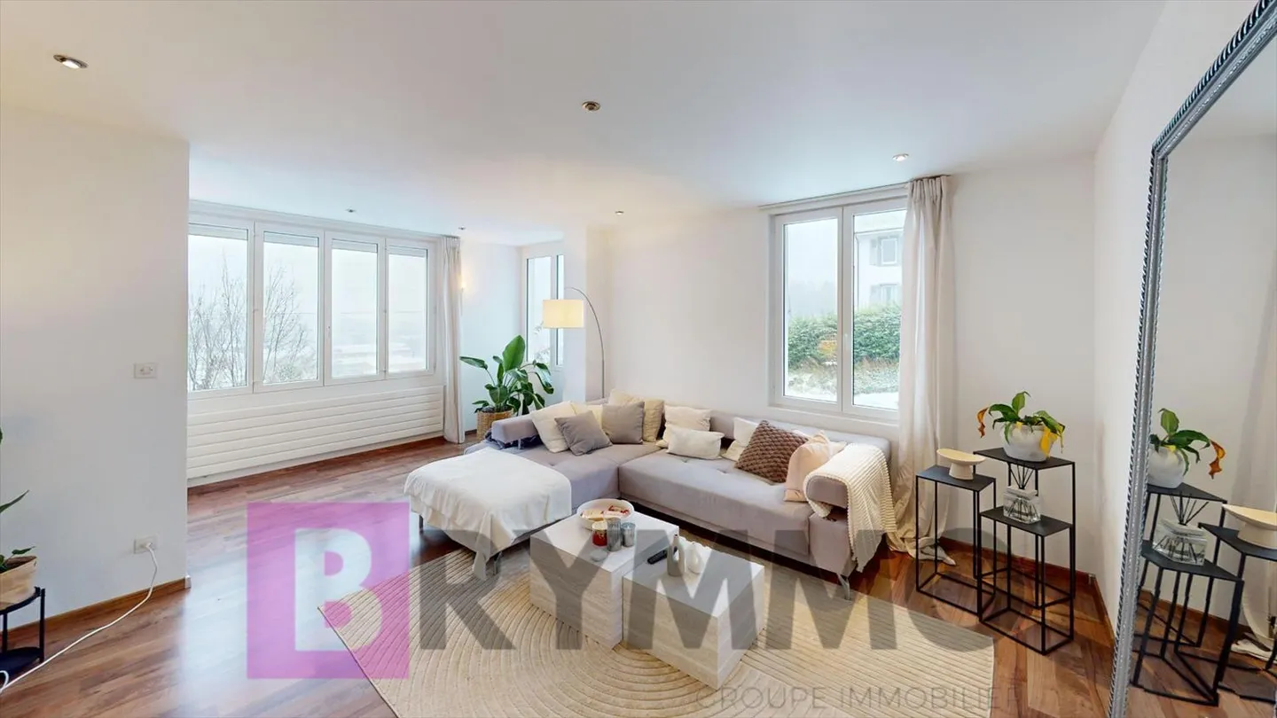 House 13.5 rooms - Photo 12 of 16