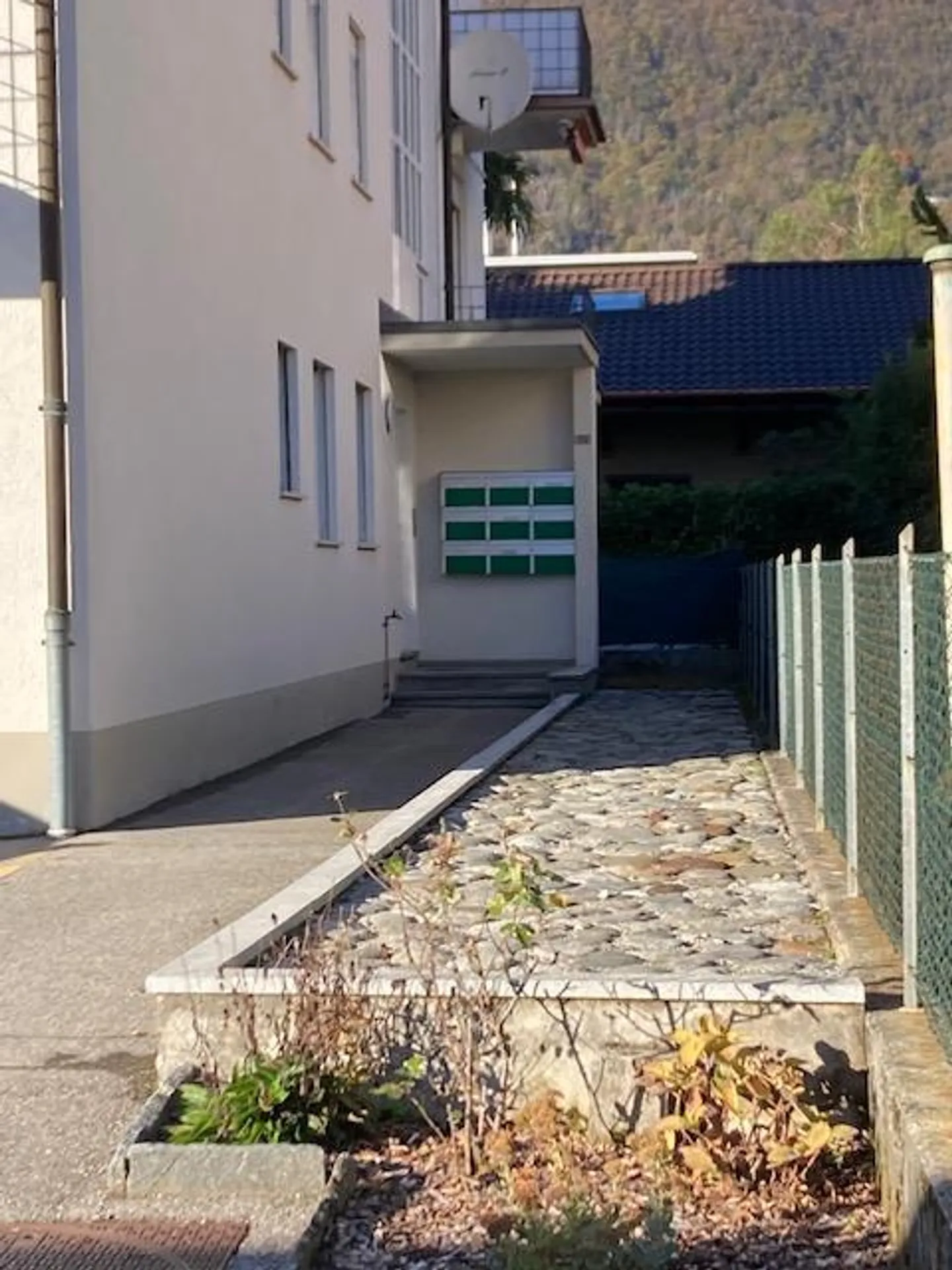 Very quiet location - Photo 5 of 7