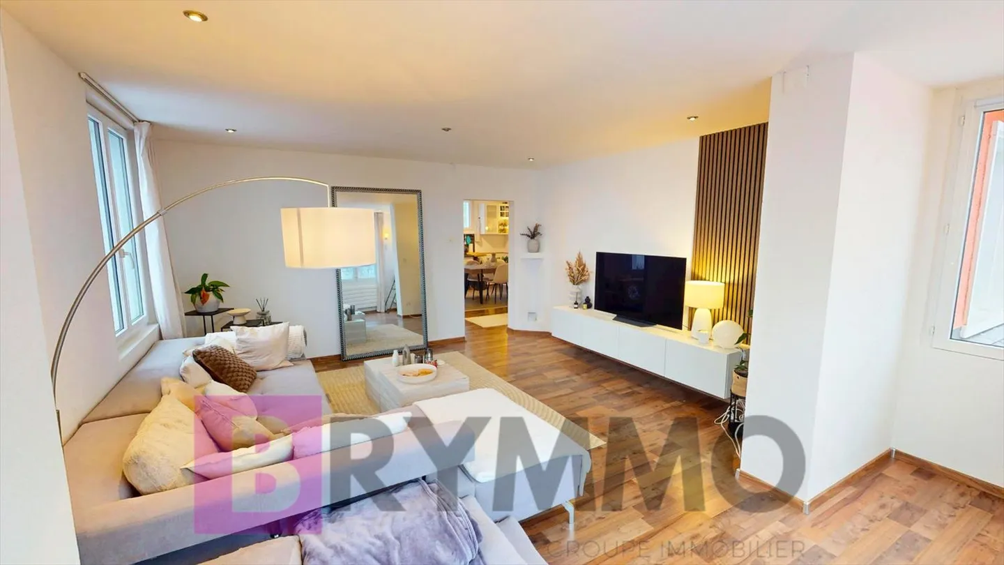 House 13.5 rooms - Photo 15 of 16