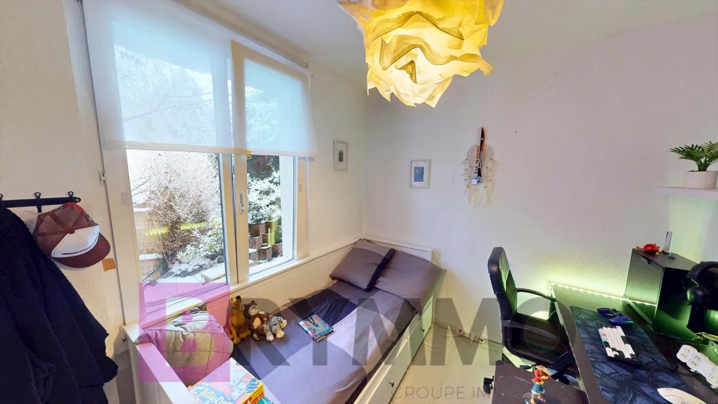 House 13.5 rooms - Photo 8 of 16