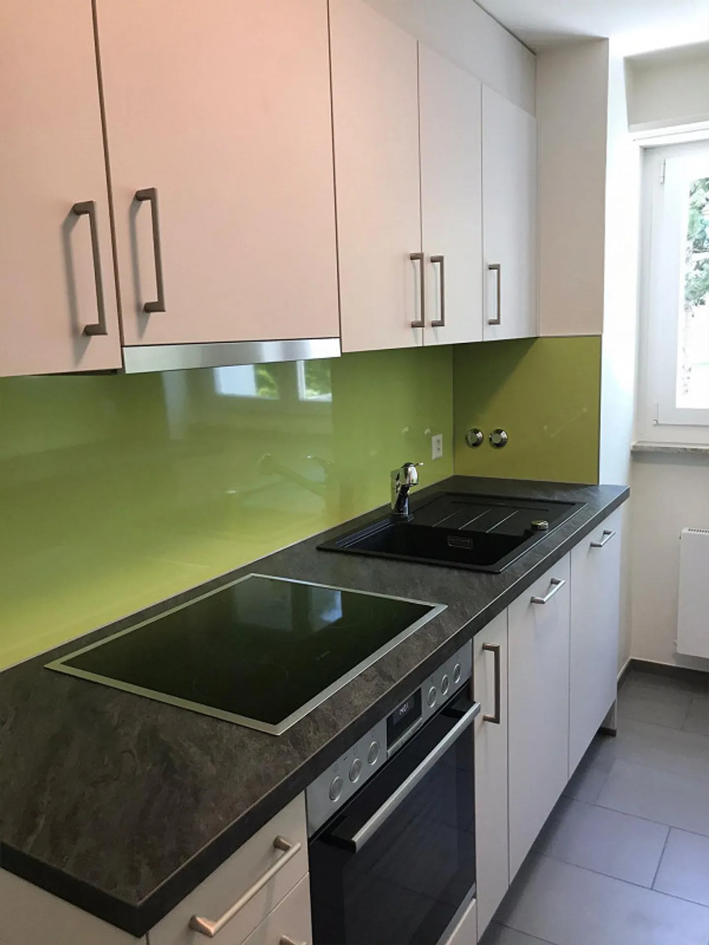 Belle appartement de 3 pièces au rez-de-chaussée à Birsfelden - Photo 1 sur 13