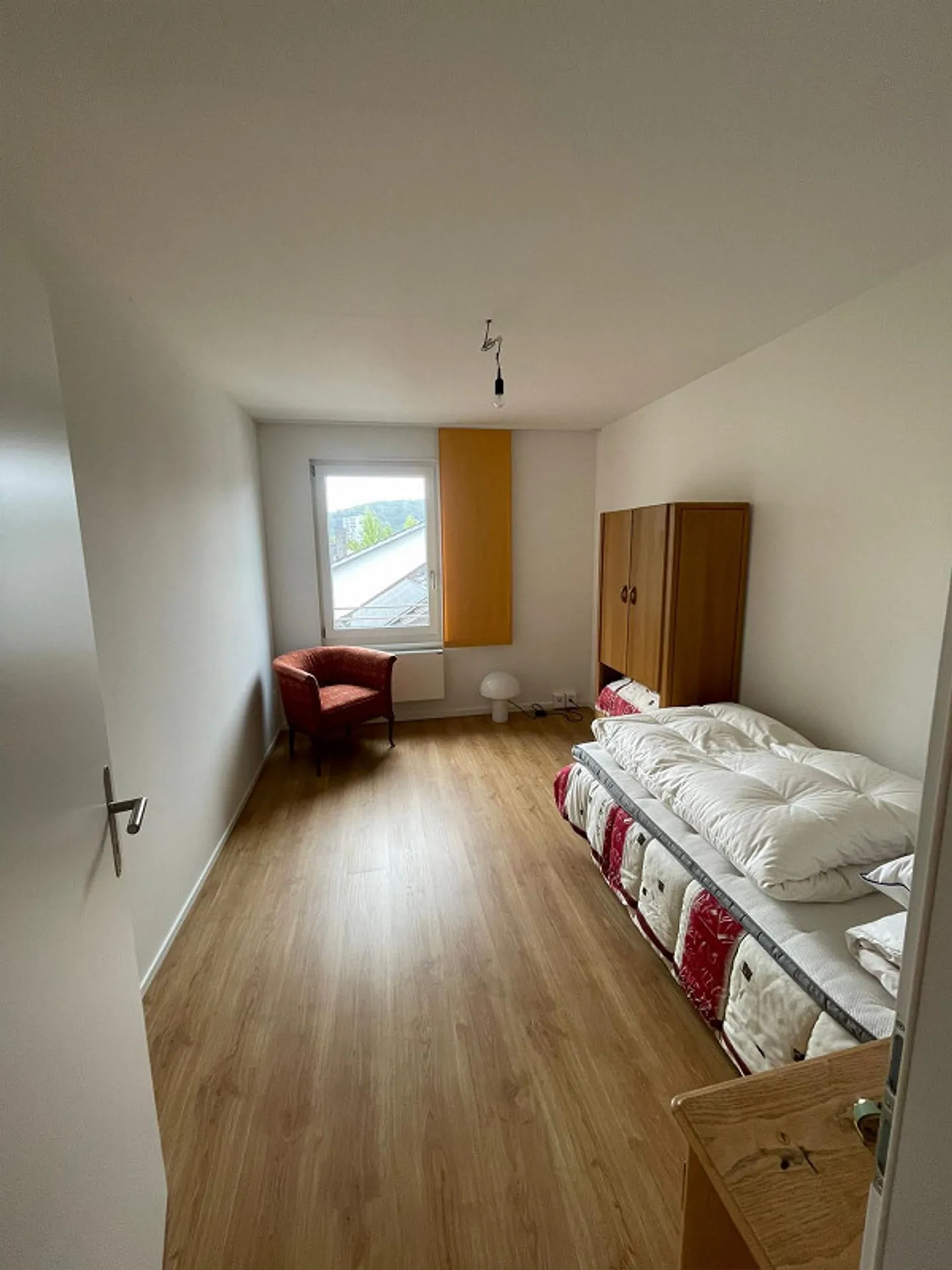 Beautiful 5.5 Maisonette Apartment for Rent in Suhr - Photo 5 of 12