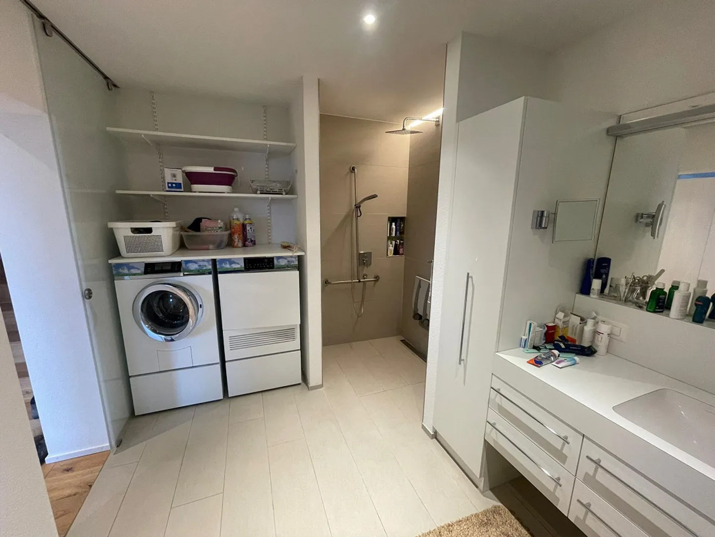 Beautiful 5.5 Maisonette Apartment for Rent in Suhr - Photo 10 of 12