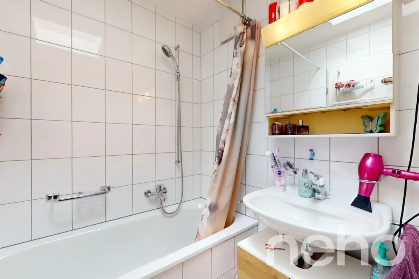 Moderno appartamento duplex con grande terrazza nel cuore di Zuchwil - Foto 10 di 13