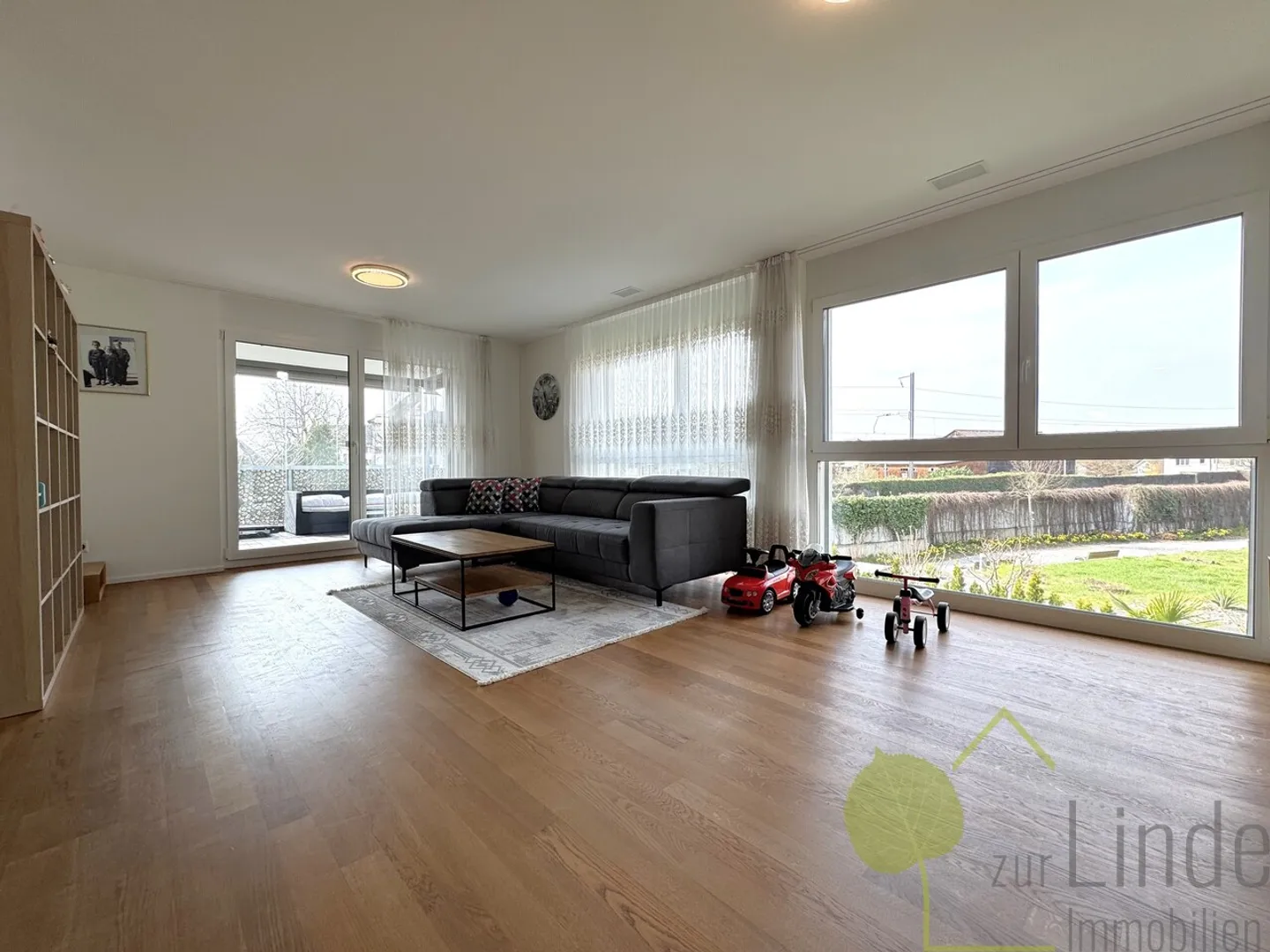 Vie moderne près de la gare de Klingnau - Photo 3 sur 12