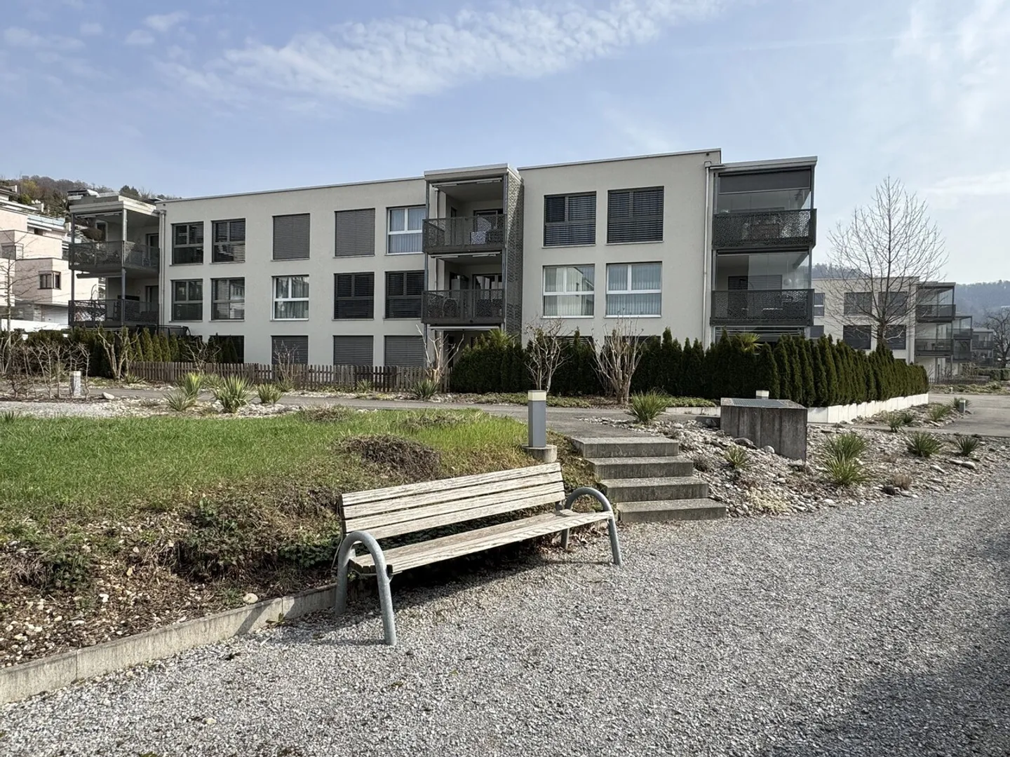 Vie moderne près de la gare de Klingnau - Photo 8 sur 12