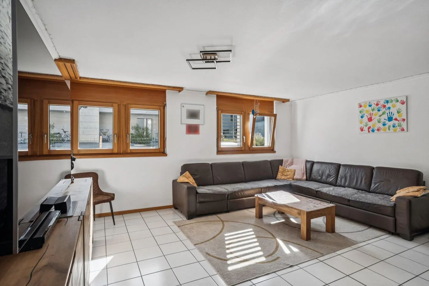Gemütliche 4.5-Zimmer-Wohnung im  attraktiven Villenquartier von Raron - Foto 3 von 13