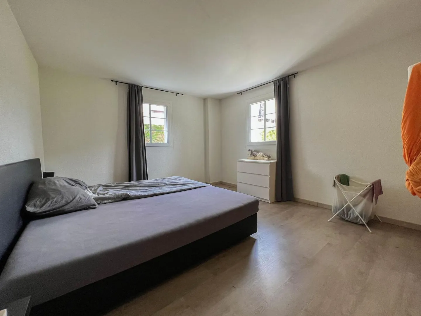 Schöne 4,5-Zimmer-Wohnung mit privatem Garten - Foto 5 von 13
