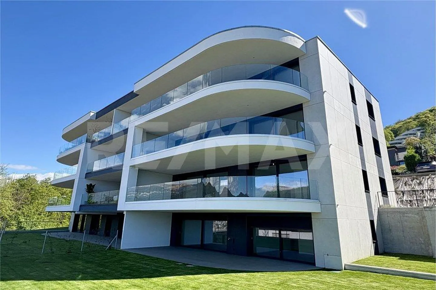 Exklusive T-Lake Residenz - Panoramablick auf den Luganersee - Foto 1 von 13