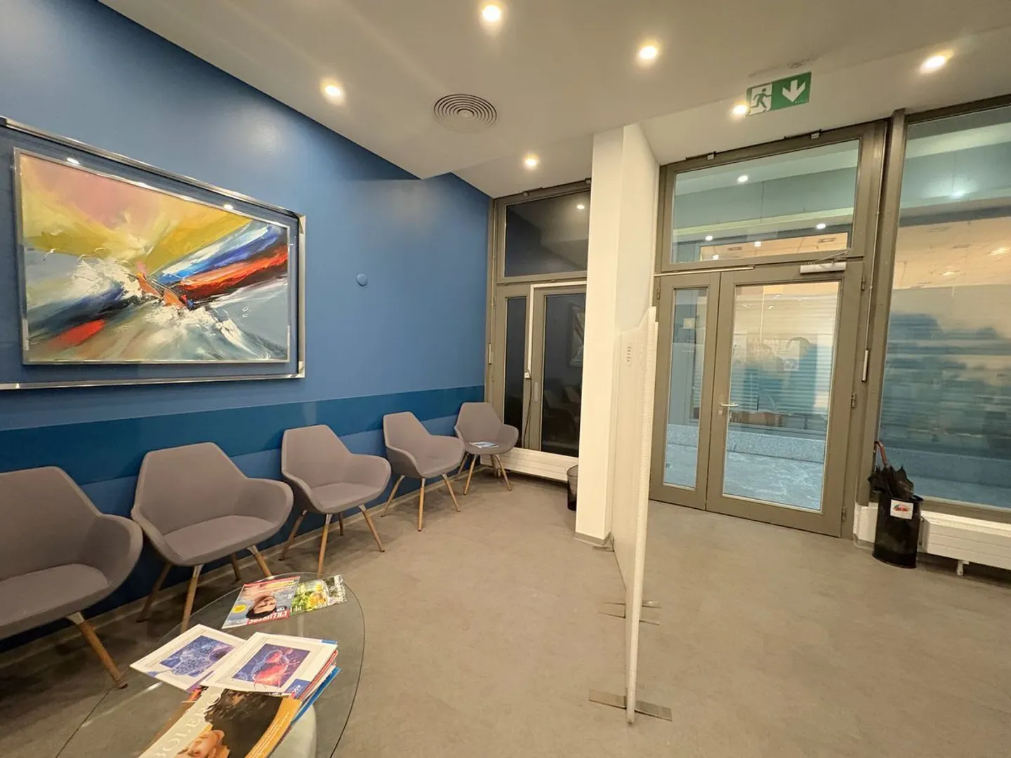 Espace commercial à Montreux - Rare opportunité avec un rendement attractif - Photo 2 sur 5