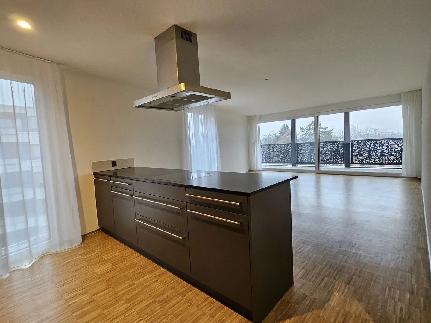 Apartment with 4.5 rooms on the 5th floor - Photo 6 of 19