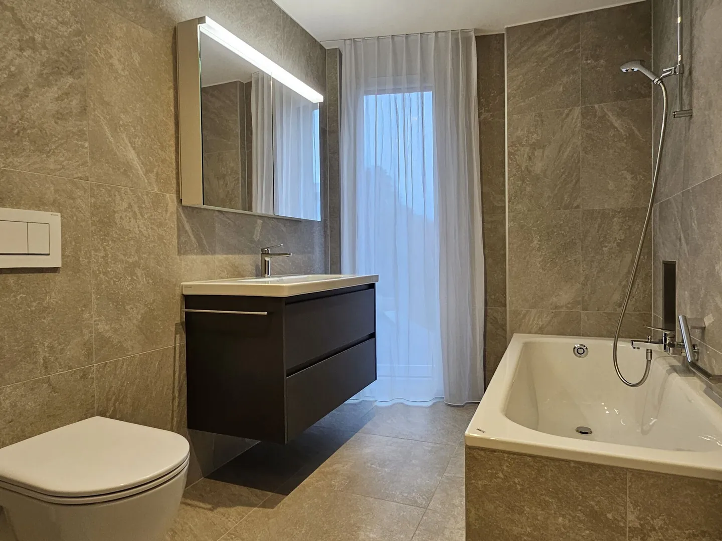 Apartment with 4.5 rooms on the 5th floor - Photo 15 of 19