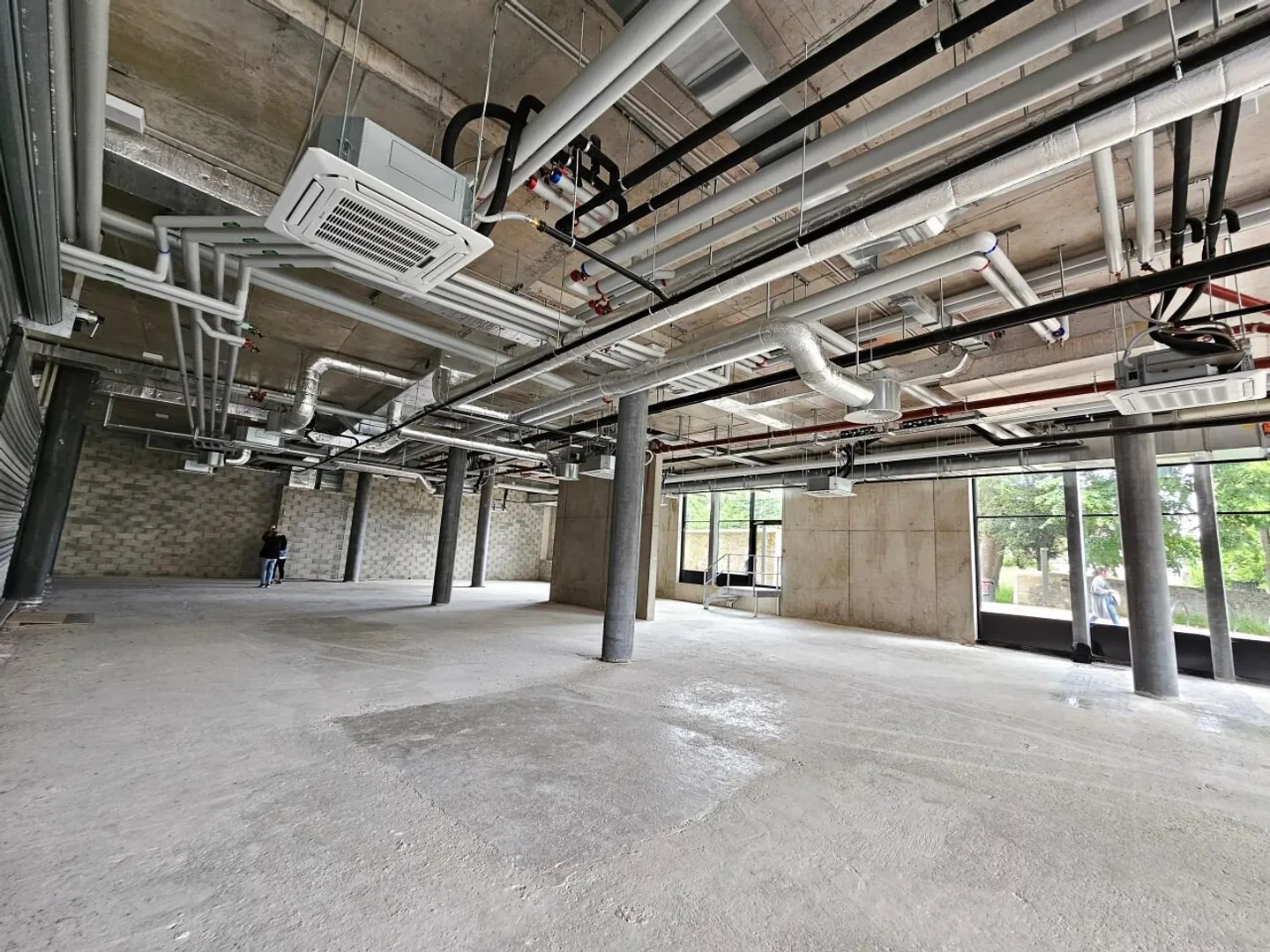 For rent - New commercial space of 507 m² in the heart of Rolle - Rue du Temple - Photo 7 of 8