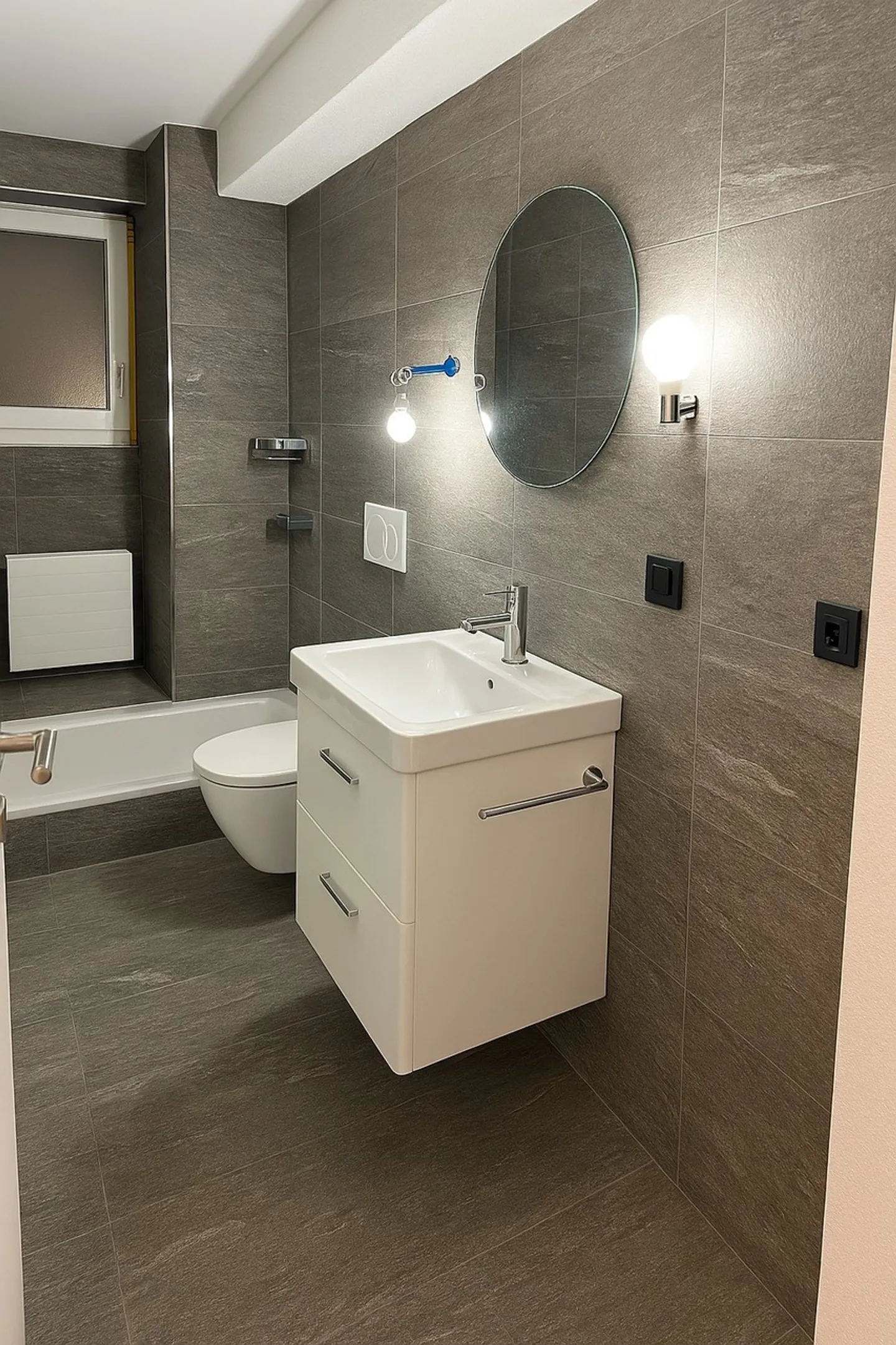 Appartement urbain rénové avec style - au cœur de Zug - Photo 3 sur 3