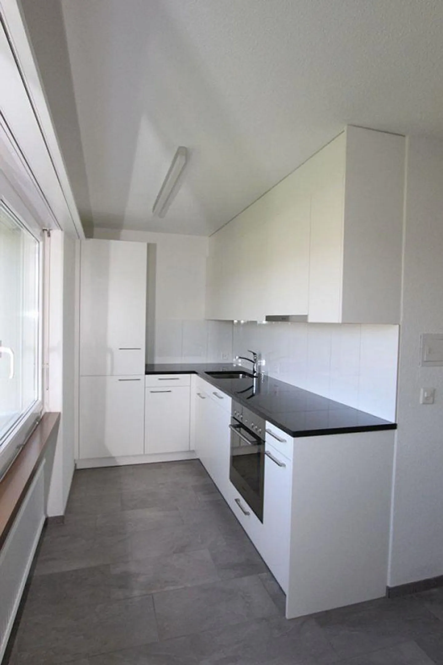 Geräumige 3.5 Zimmerwohnung - Foto 2 von 8