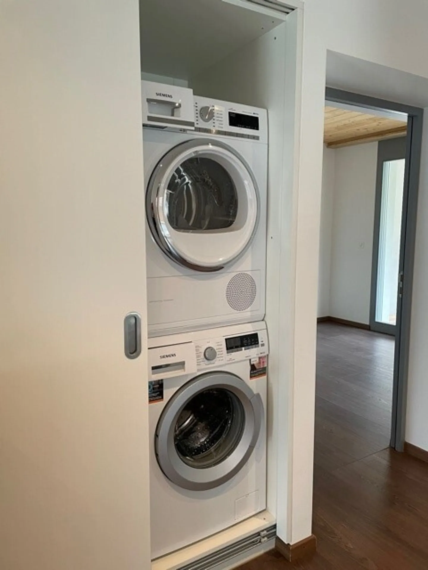 Luxuriöse 3,5-Zimmer-Wohnung im 1. Stock - Foto 9 von 11