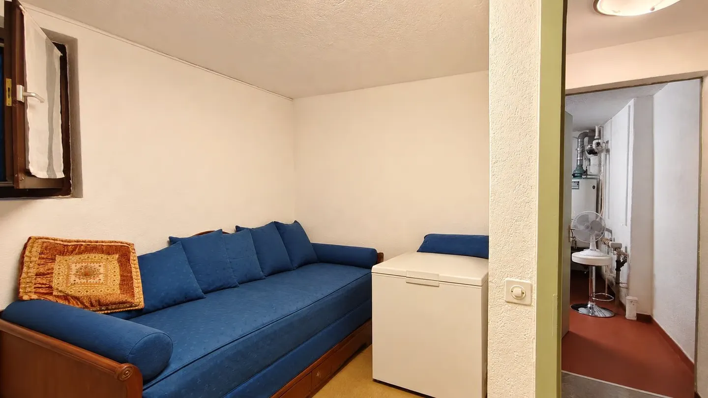 Villetta d’angolo con giardino, piscina condominiale - Foto 17 di 17