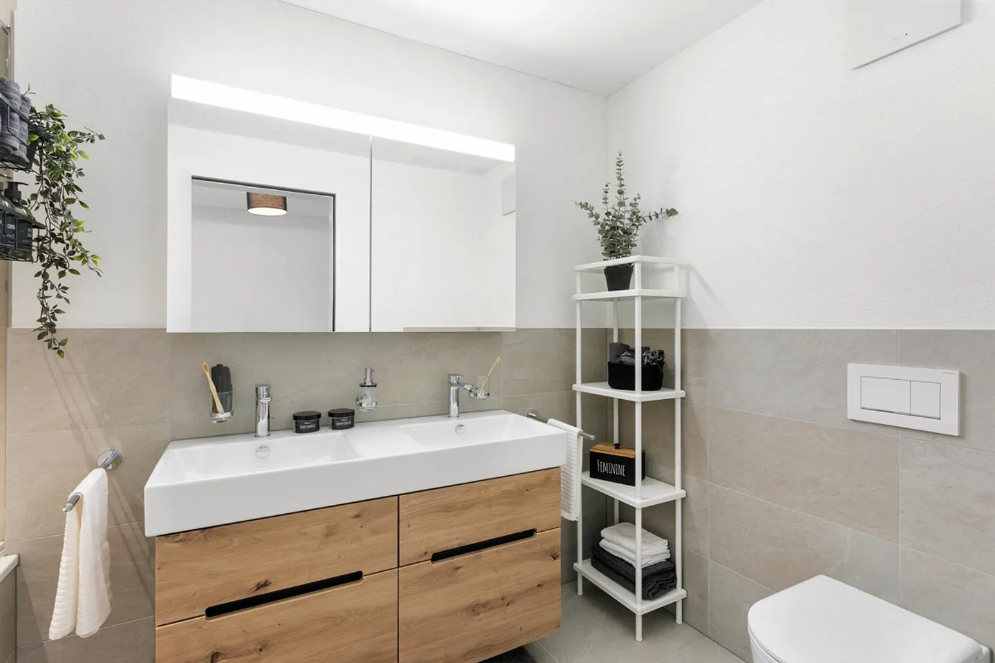 Appartamento di 4,5 stanze di nuova costruzione nel quartiere di Bernrain, piano terra con un po' di vista sul lago - Foto 7 di 30