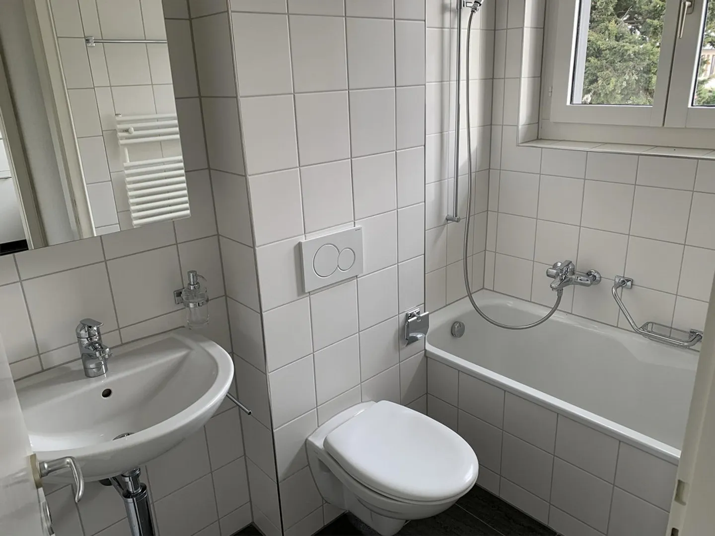 Charmante 3.5 Zimmer Wohnung - Foto 3 von 9