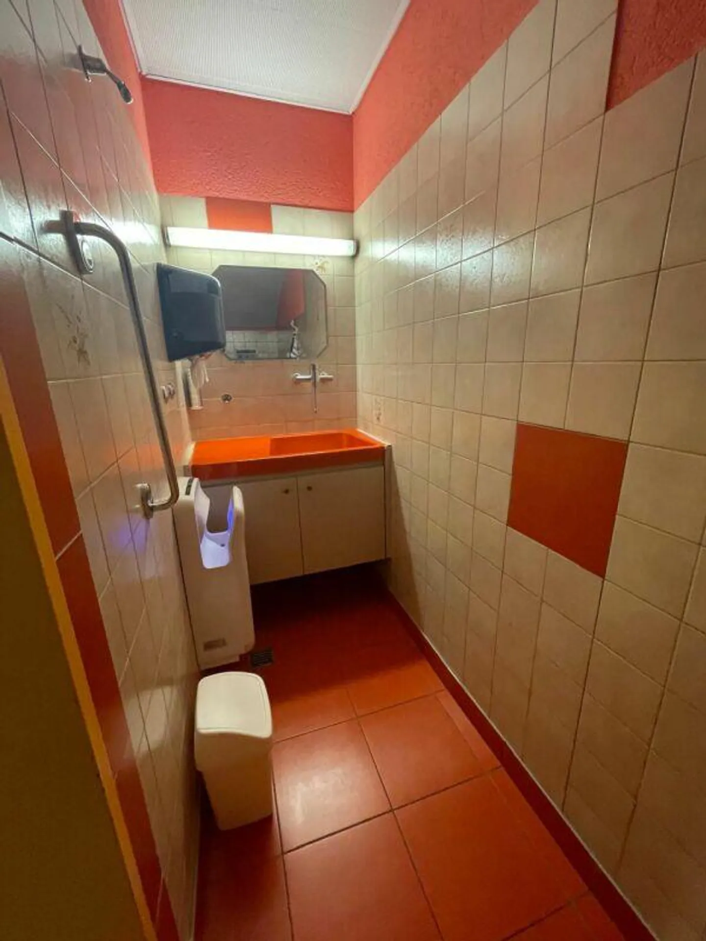 Propriété polyvalente dans un emplacement central - Vivre et travailler... - Photo 9 sur 11