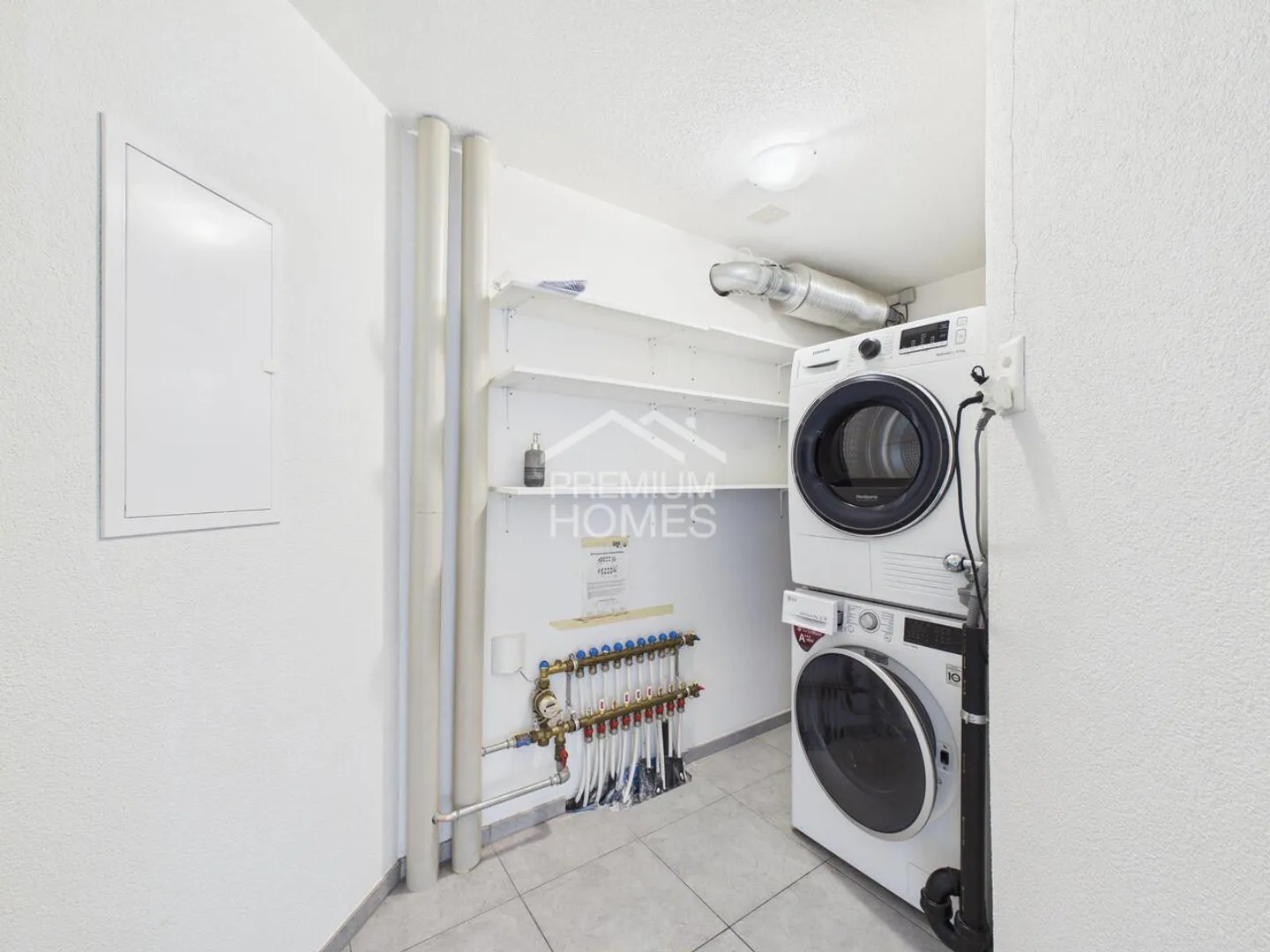 Plenty of space for the whole family! - Photo 10 of 13