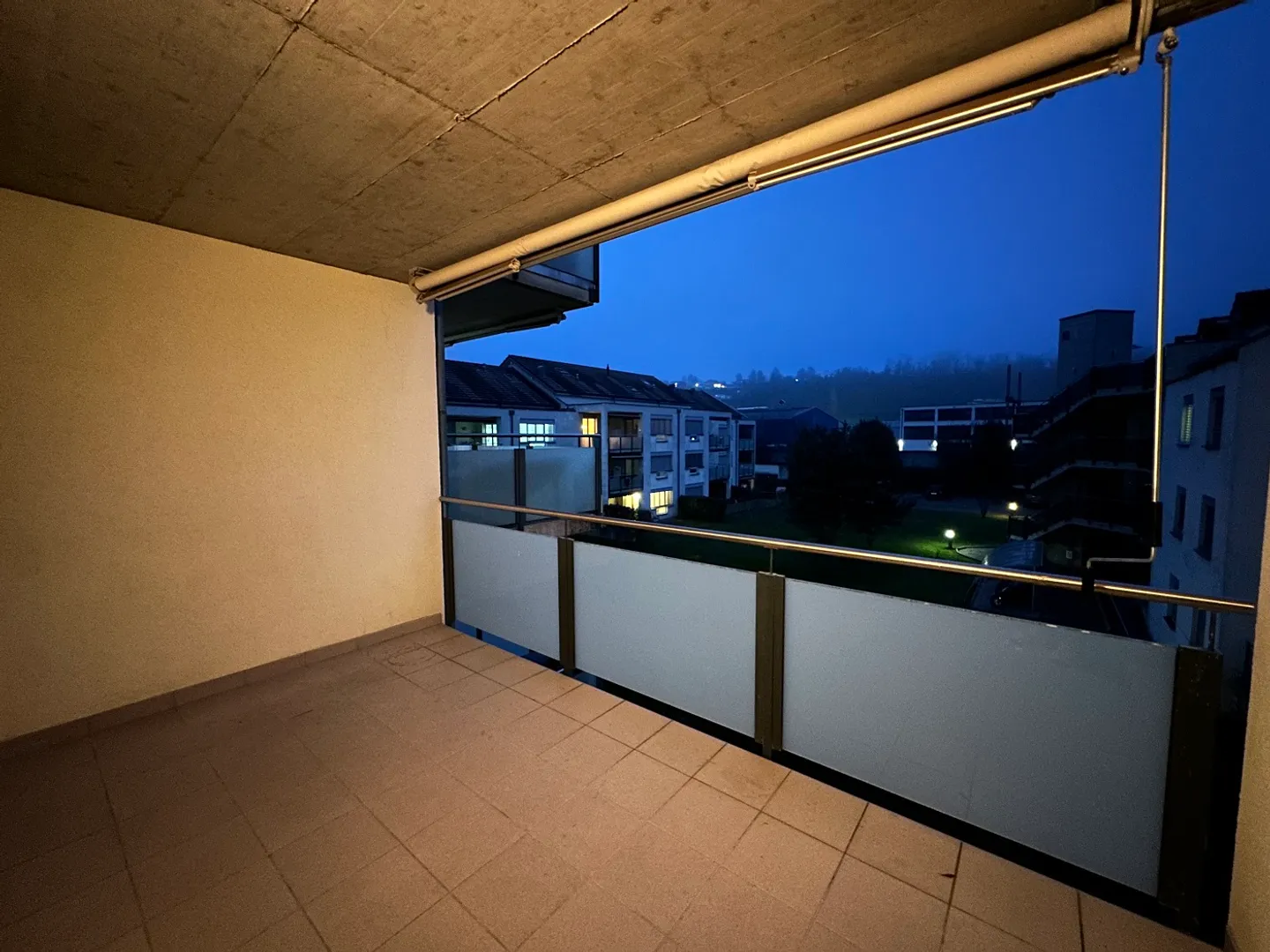 Apartment for rent - Photo 7 of 8