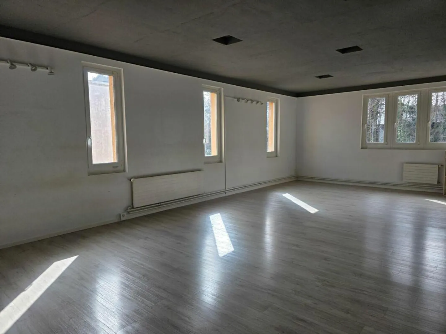 Offener Raum von 62m2 zu vermieten. Flon-Viertel - Foto 1 von 5
