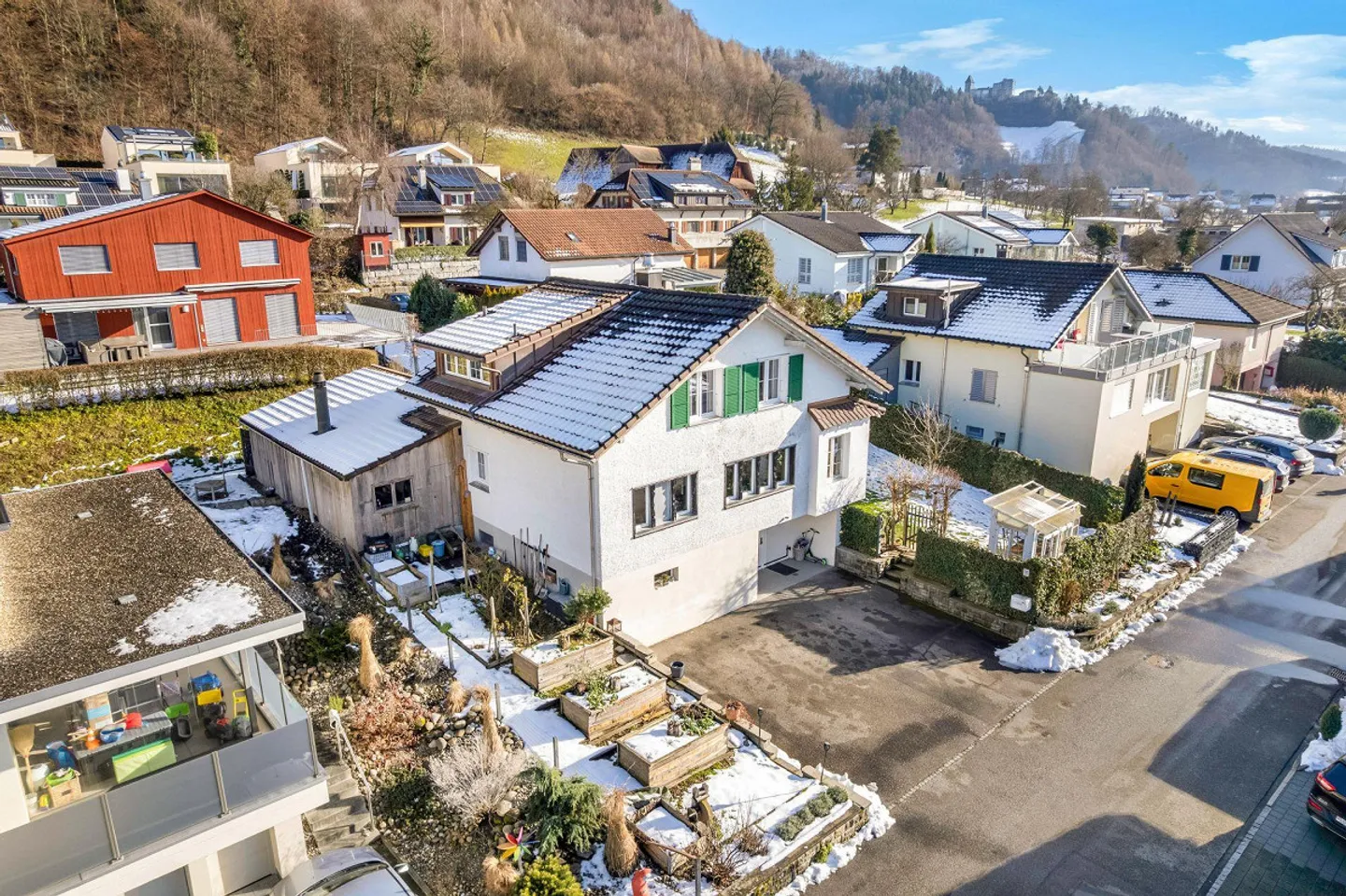 Incantevole casa unifamiliare di 4,5 stanze con oasi giardino - Foto 1 di 15