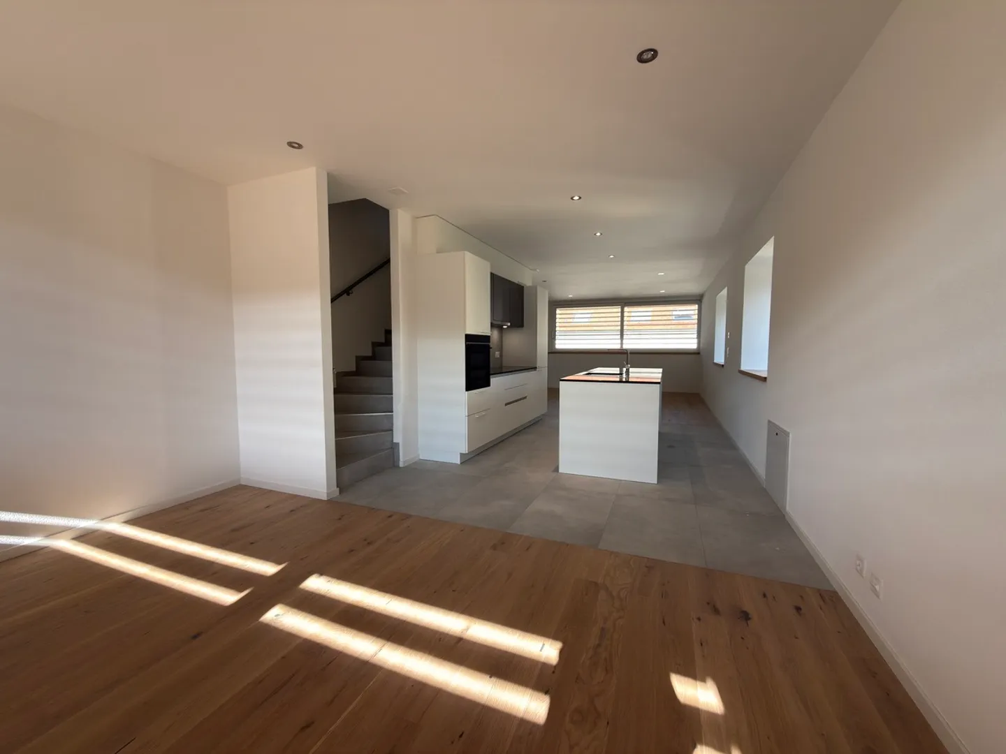 Appartement Triplex Charmant - Photo 3 sur 9