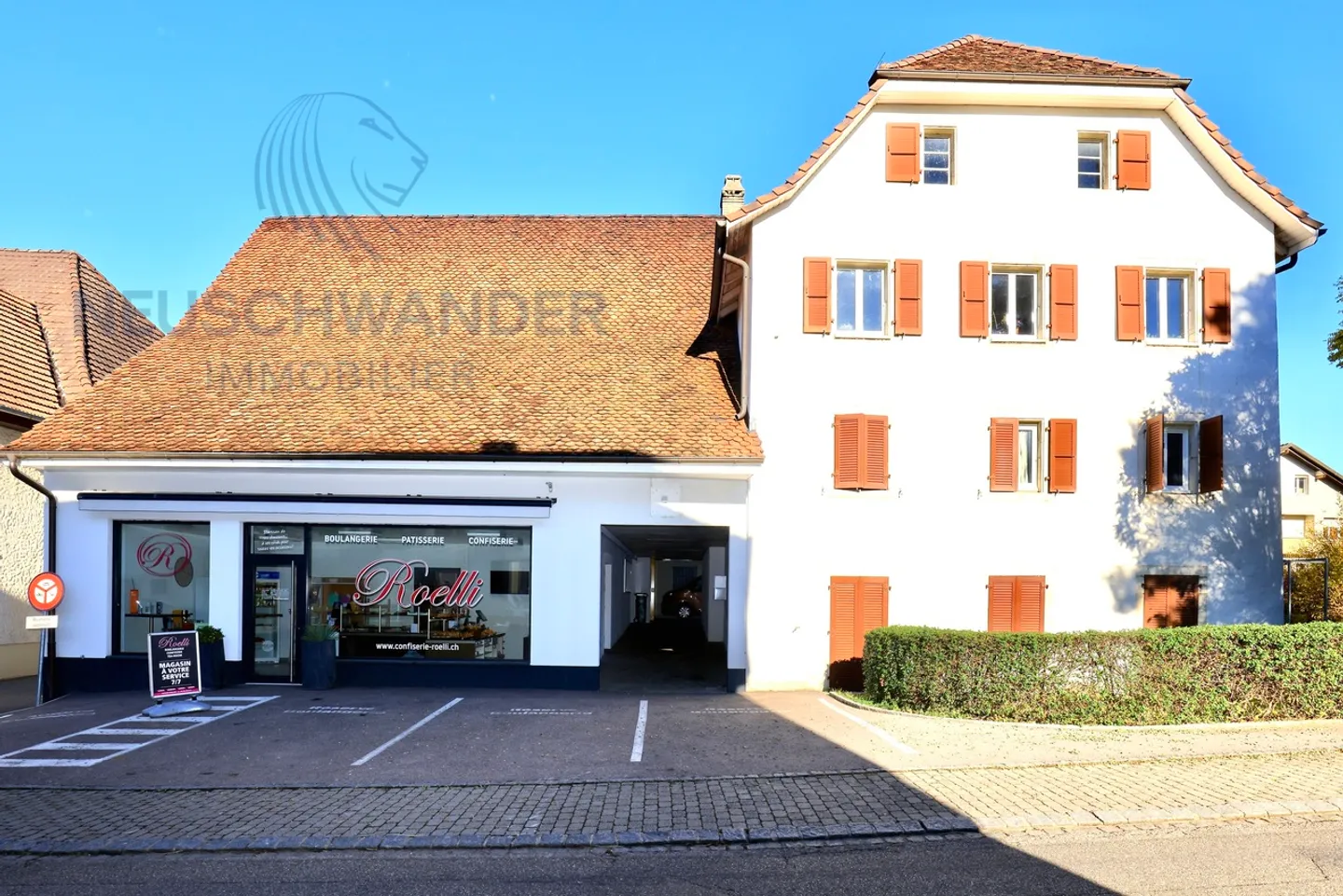 In a small building, comfortable apartment, practical close to the highway - Photo 1 of 11