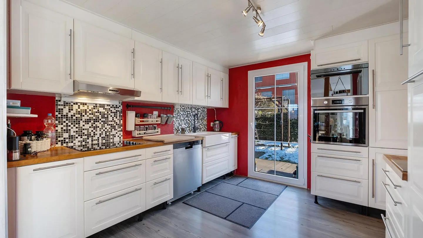 Incantevole casa unifamiliare di 4,5 stanze con oasi giardino - Foto 7 di 15