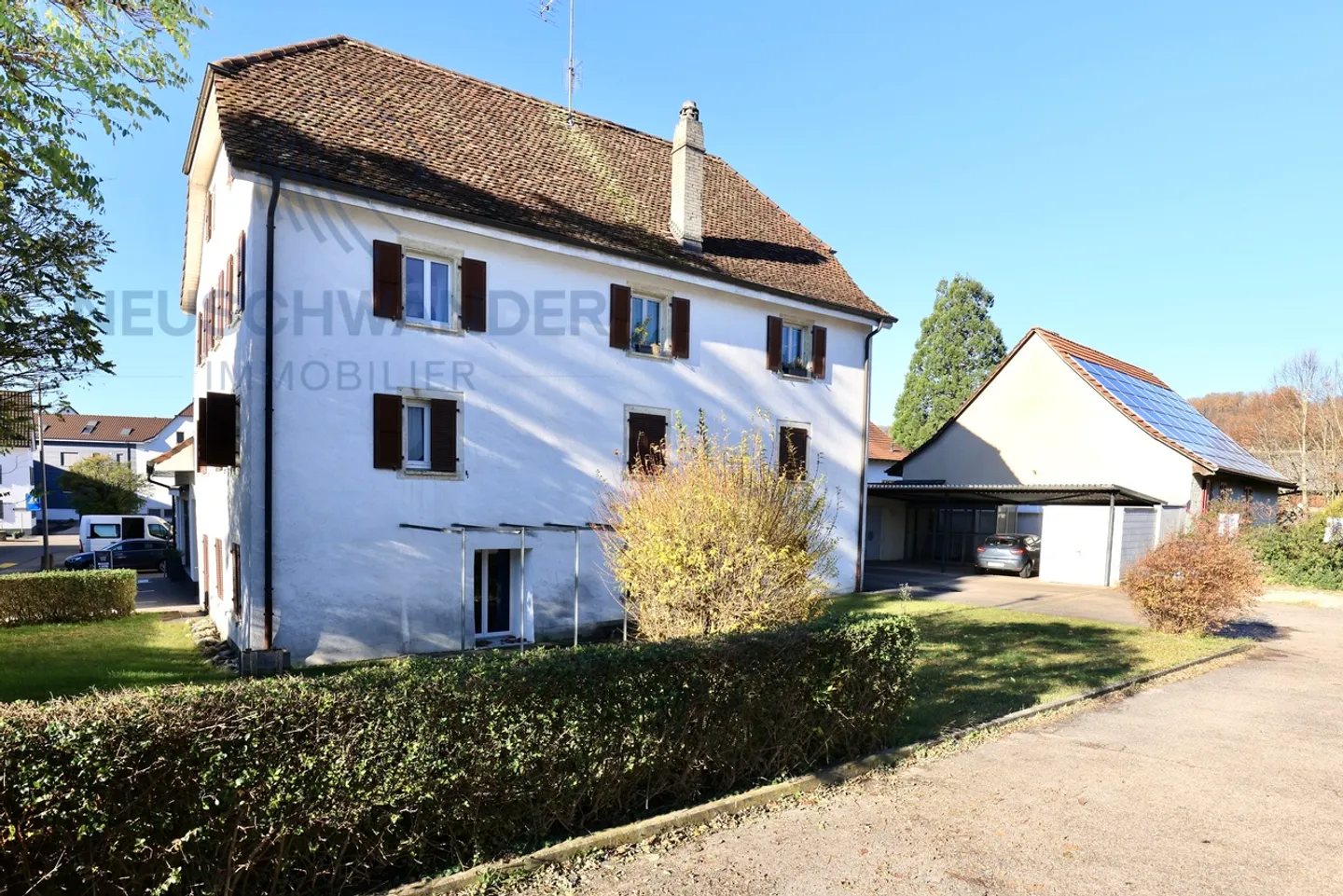 In a small building, comfortable apartment, practical close to the highway - Photo 3 of 11