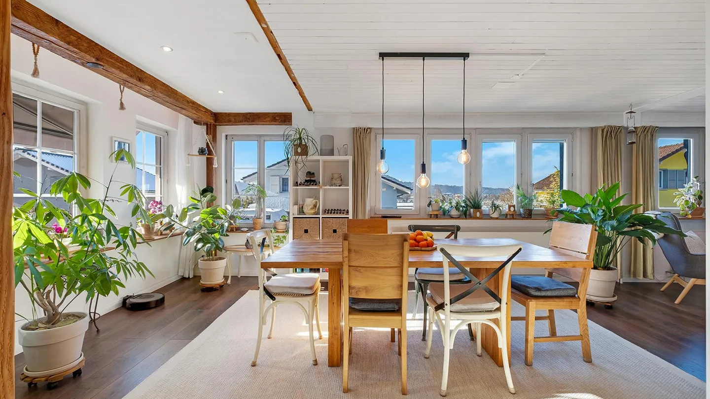 Incantevole casa unifamiliare di 4,5 stanze con oasi giardino - Foto 5 di 15