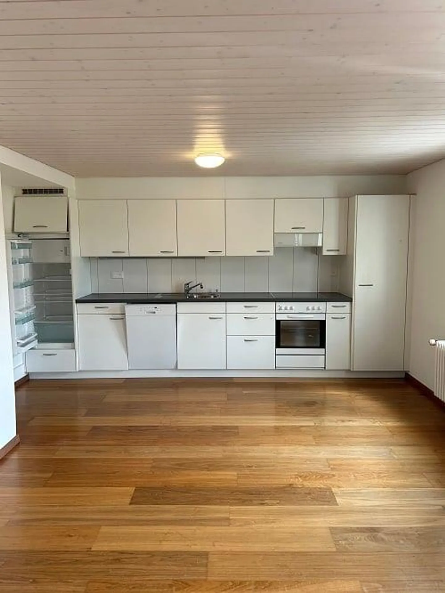 Charmante Wohnung an ruhiger Lage zu vermieten! - Foto 2 von 8