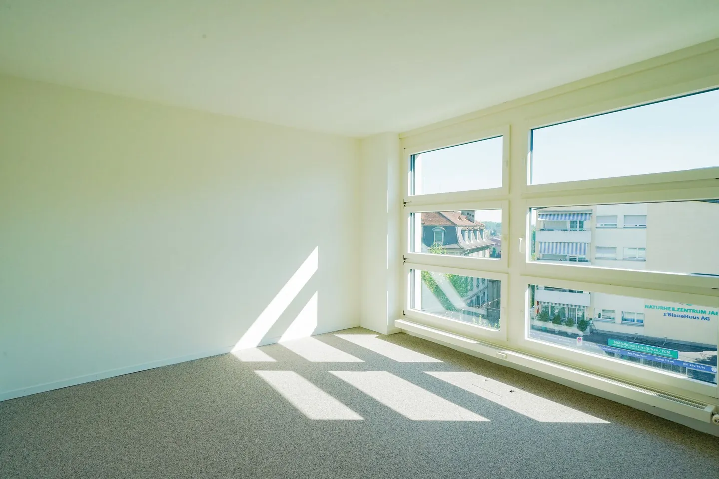 Posizione centrale incontra flessibilità: 256 m² per la tua attività - Foto 7 di 9