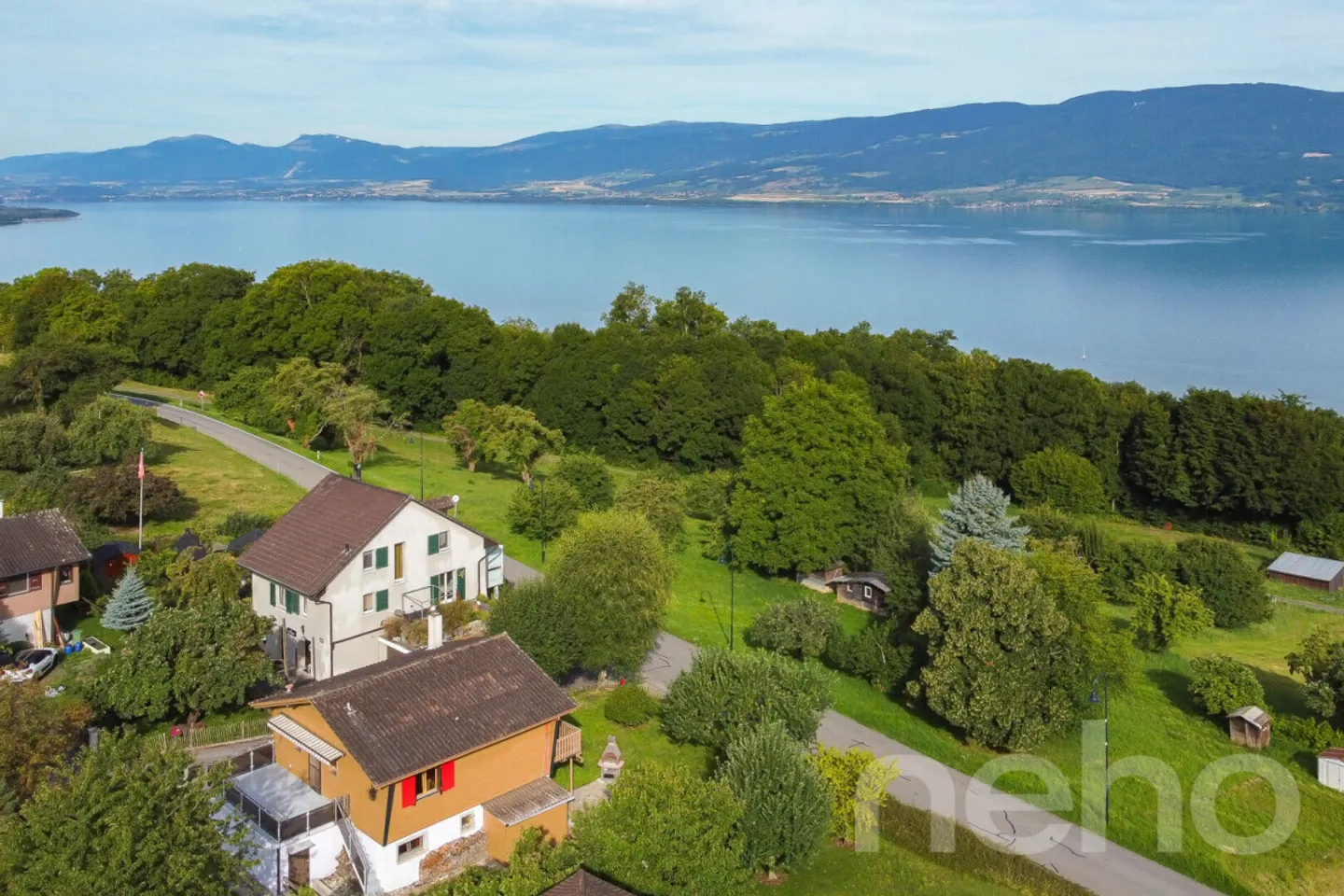 Single house for sale - Photo 1 of 12