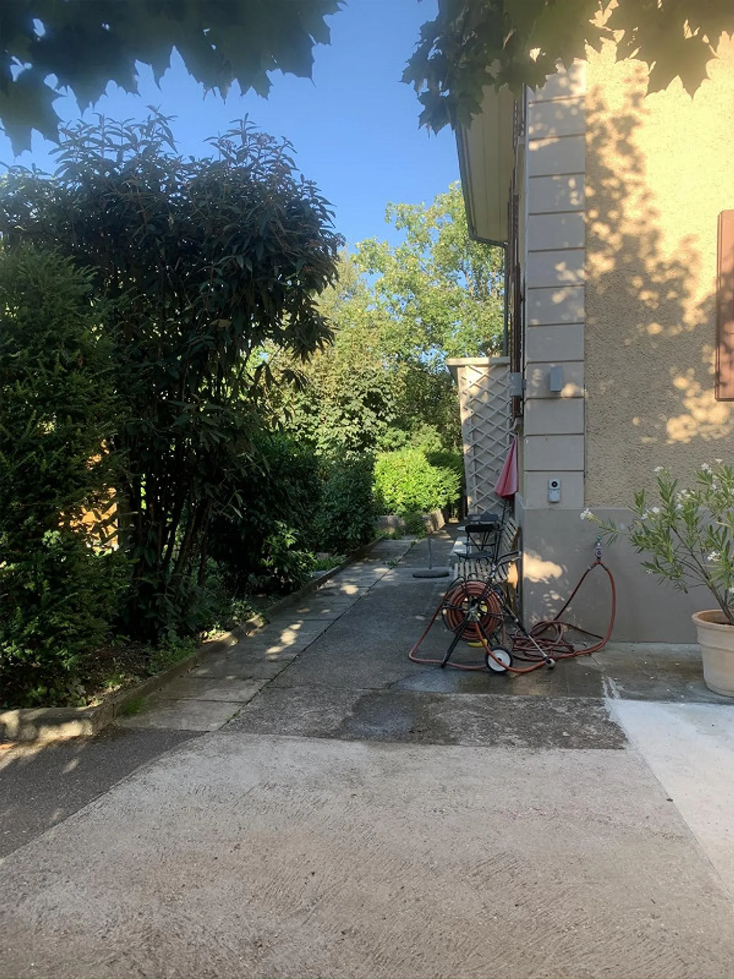 Appartement de 3,5 pièces au rez-de-chaussée (4 appartements) avec espace jardin - Photo 22 sur 22