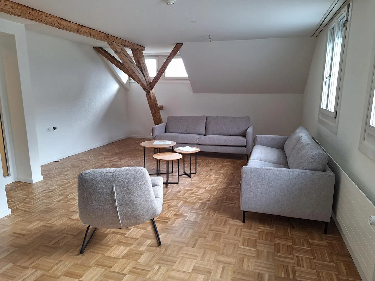 Camere arredate accoglienti in un ambiente idilliaco - Foto 6 di 8